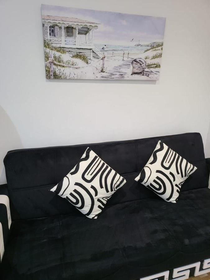 Fancy Basement Flat A Apartman London Kültér fotó