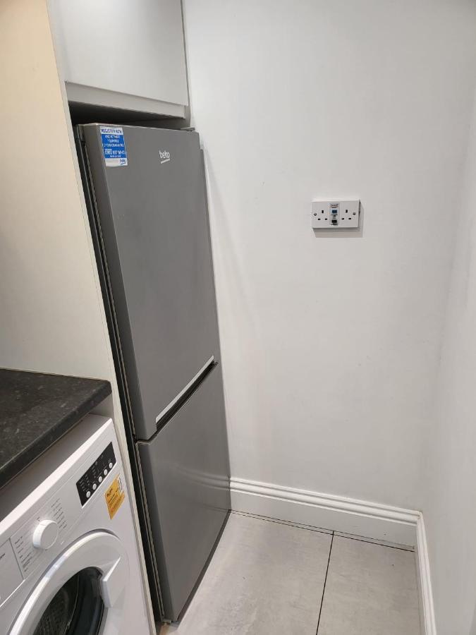 Fancy Basement Flat A Apartman London Kültér fotó