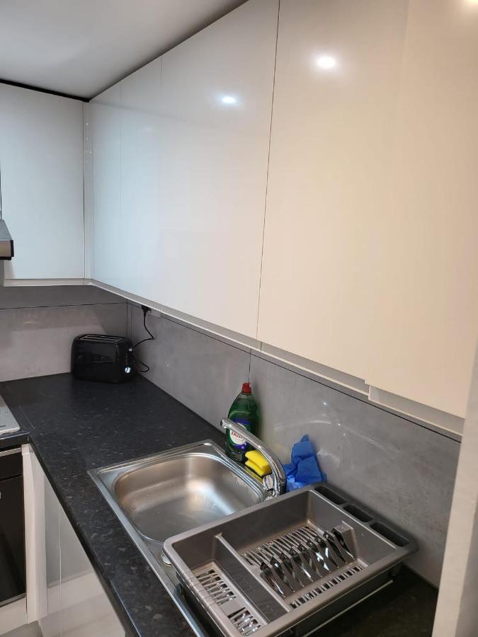 Fancy Basement Flat A Apartman London Kültér fotó